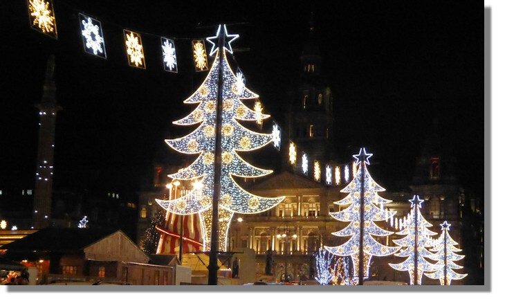 Antonine Centre Glasgow Commercial Christmas Decoration Red Christmas Decorations 22228018 1920 1200