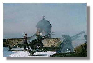 One o'Clock Gun and Tam