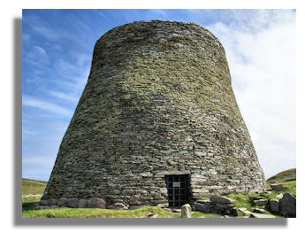 mousa_broch_wikimedia1n.jpg
