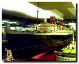 Model of ss Queen Elizabeth