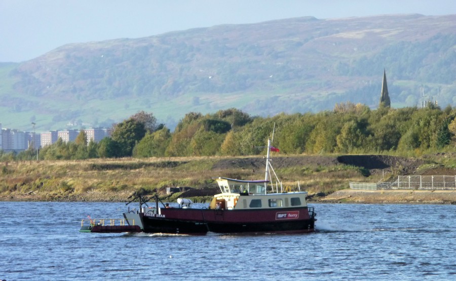 Renfrew Ferry - Yoker Swan