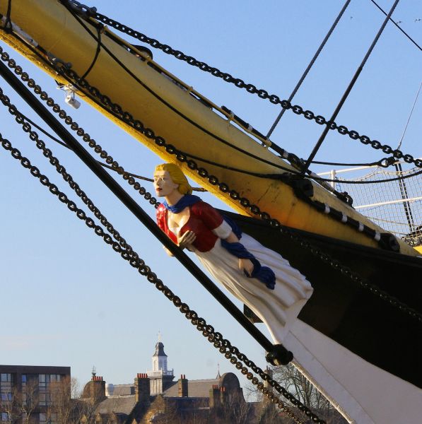 ../Images/glenlee_figurehead_riverside_x4823.jpg