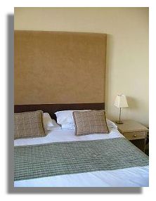 Bedroom, Black Bull Hotel, Killearn