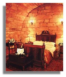 de Ramesia bedroom at Dalhousie Castle