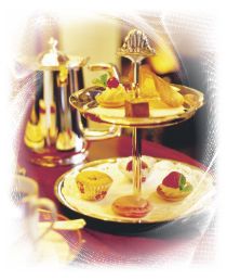 Canap�s at Glenapp Castle