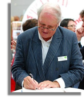 Alexander McCall Smith