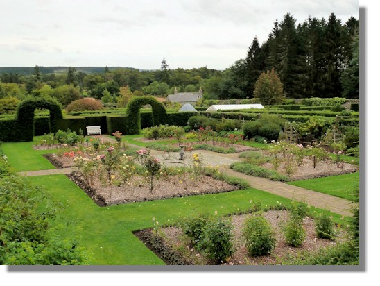 Drum Castle Garden of Historic Roses