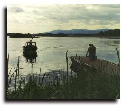 Boat returning to the castle