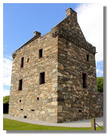Carlsluith Castle